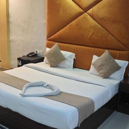 Hotel Grand City นิวเดลี ภายนอก รูปภาพ